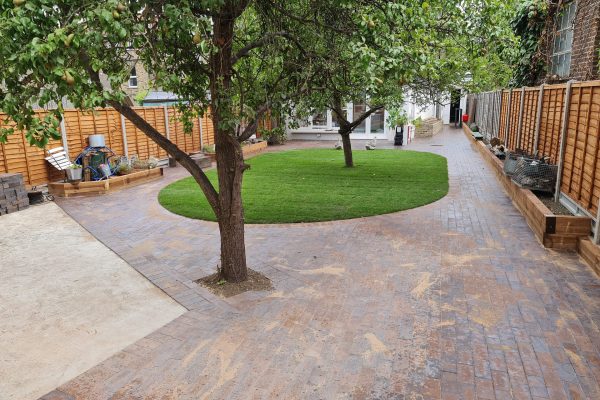 PRO-SCAPES-HOME-SLIDER-LANDSCAPING